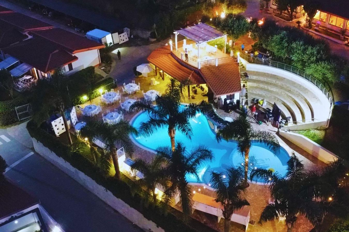 Residence Hotel La Taverna Капо-Ватикано Экстерьер фото